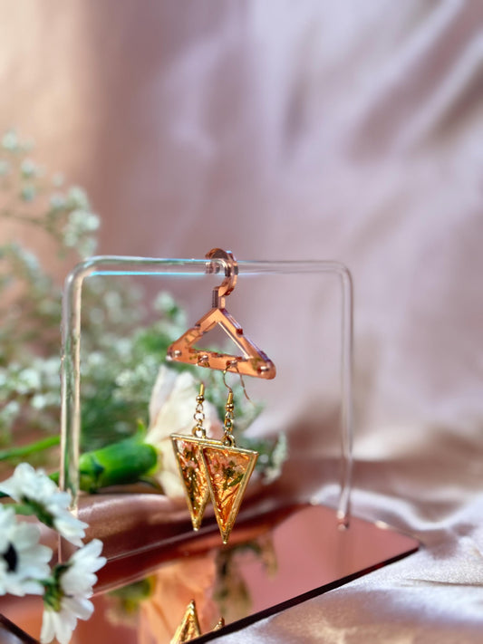 Rose Gold Triangle Petal Earrings – Real Dried Flowers in Resin – Geometric Drops – Hypoallergenic – Handmade